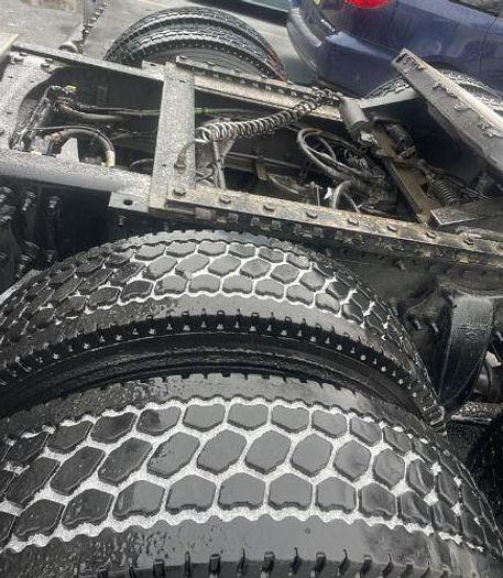 Used 2023 Freightliner CASCADIA 126