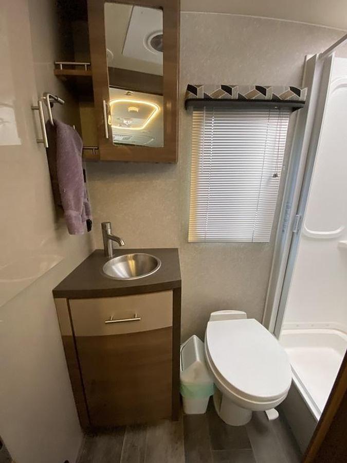 Used 2019 Winnebago View 24D Class C Motorhome