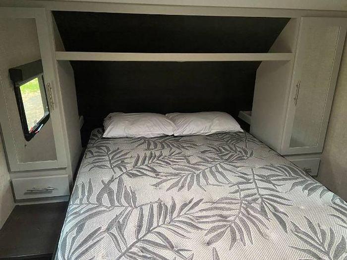 Used 2021 Keystone Bullet Ultralight 258RKS