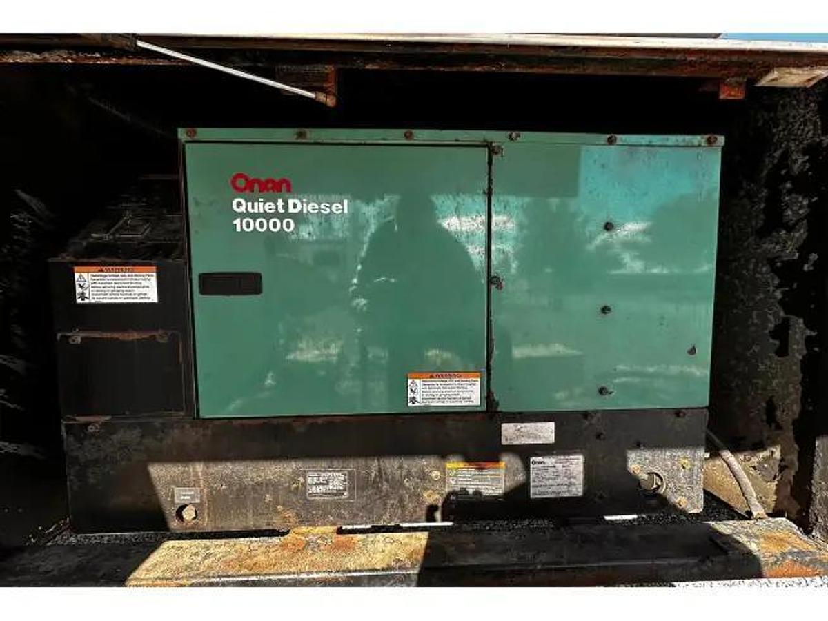 Used 2005 Kingsley Custom Coach