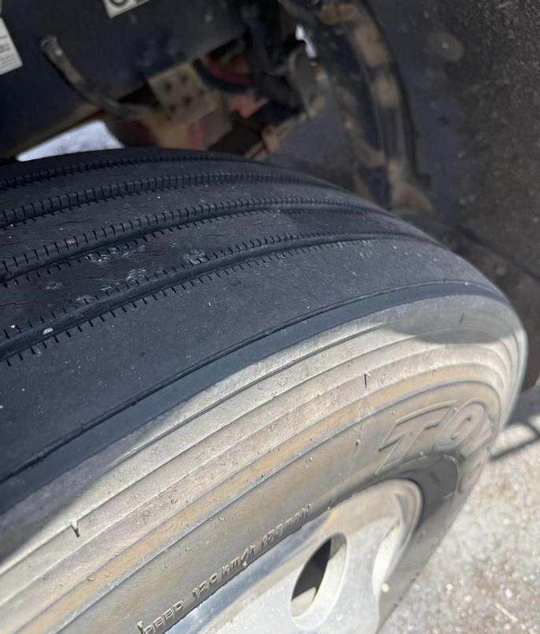 Used 2012 Peterbilt 389 Conventional Sleeper Cab