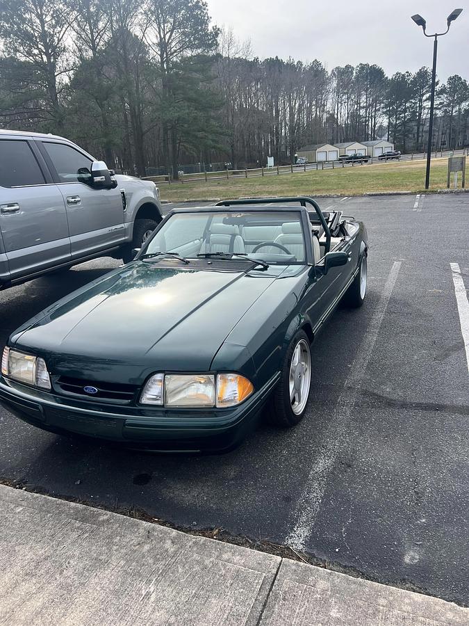Used 1990 Ford Mustang LX Convertible 7UP Edition