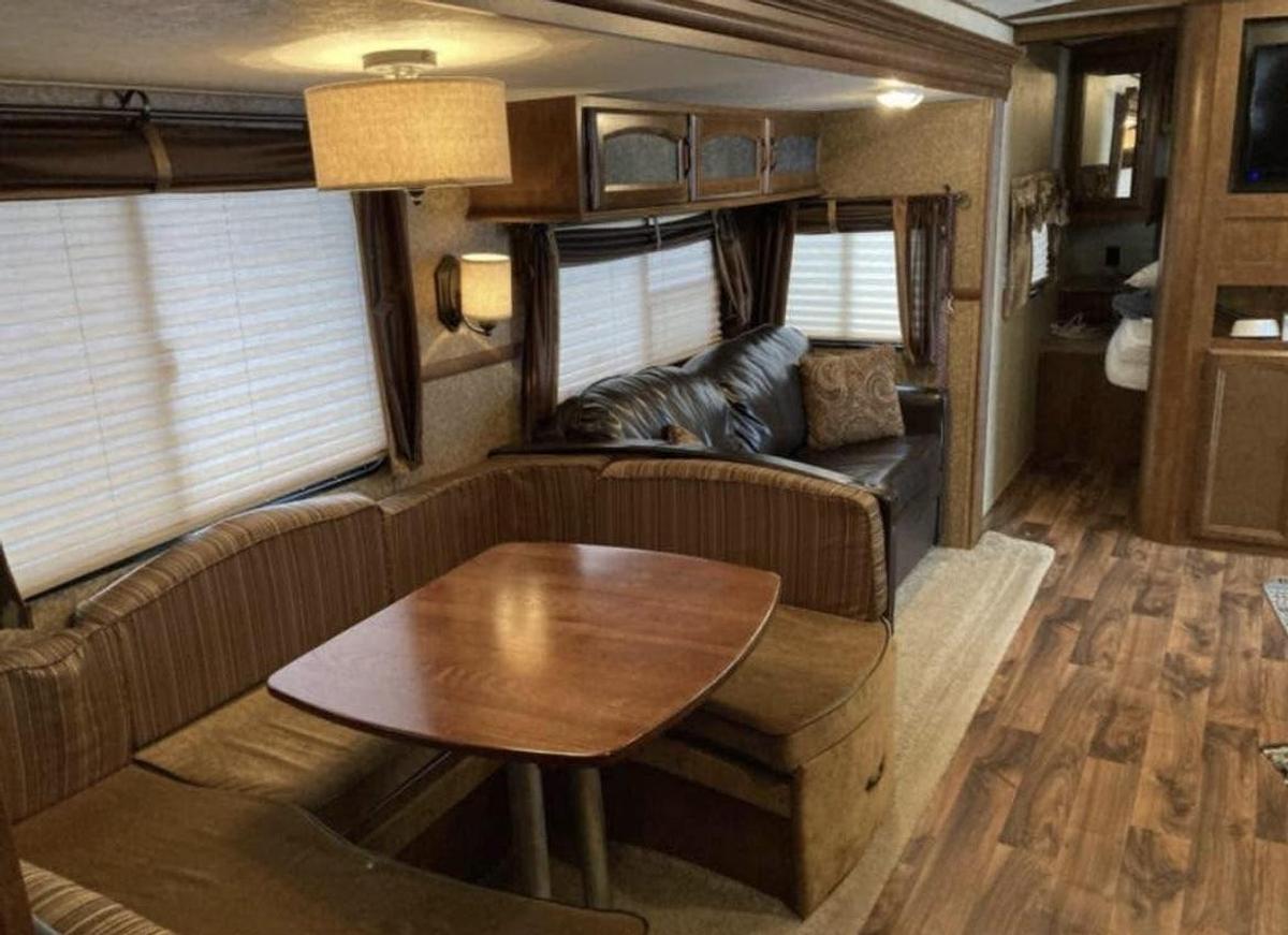 Used 2015 Forest River Hemisphere Lite 312QBUD