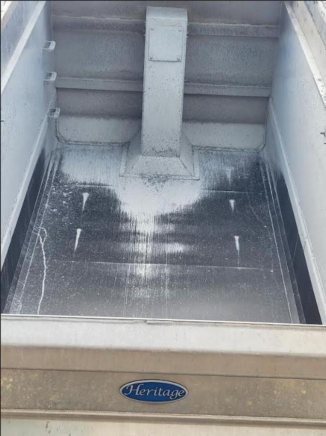 Used 2021 Kenworth T880 Tri Axle Dump Truck