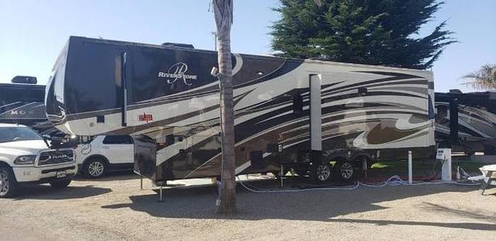 Used 2018 Forest River Riverstone 37IK