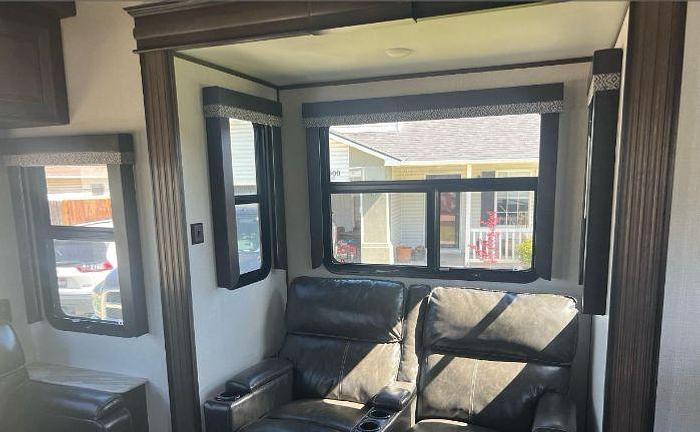 Used 2020 Keystone Avalanche 338GK