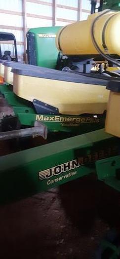 Used 1996 12 Row Planter