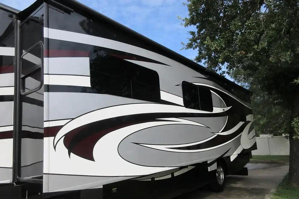 Used 2017 Fleetwood Pace Arrow LXE 38K Class A Motorhome