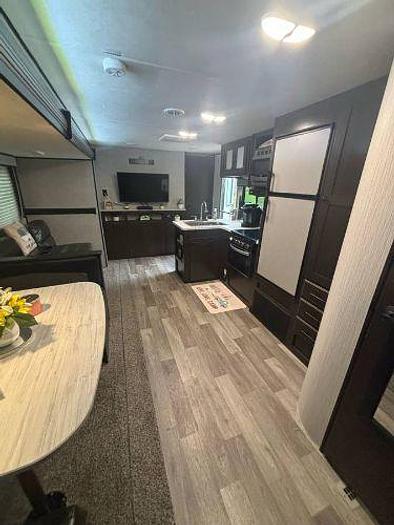 Used 2021 Heartland Pioneer BH305