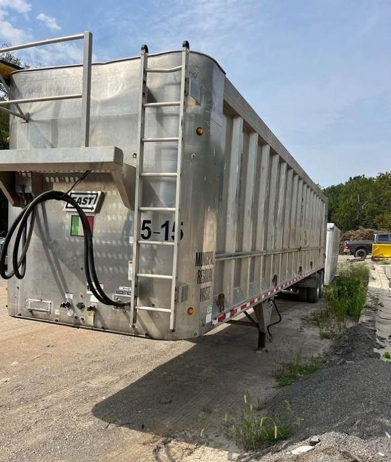 Used 2015 East 48 ft Trailer