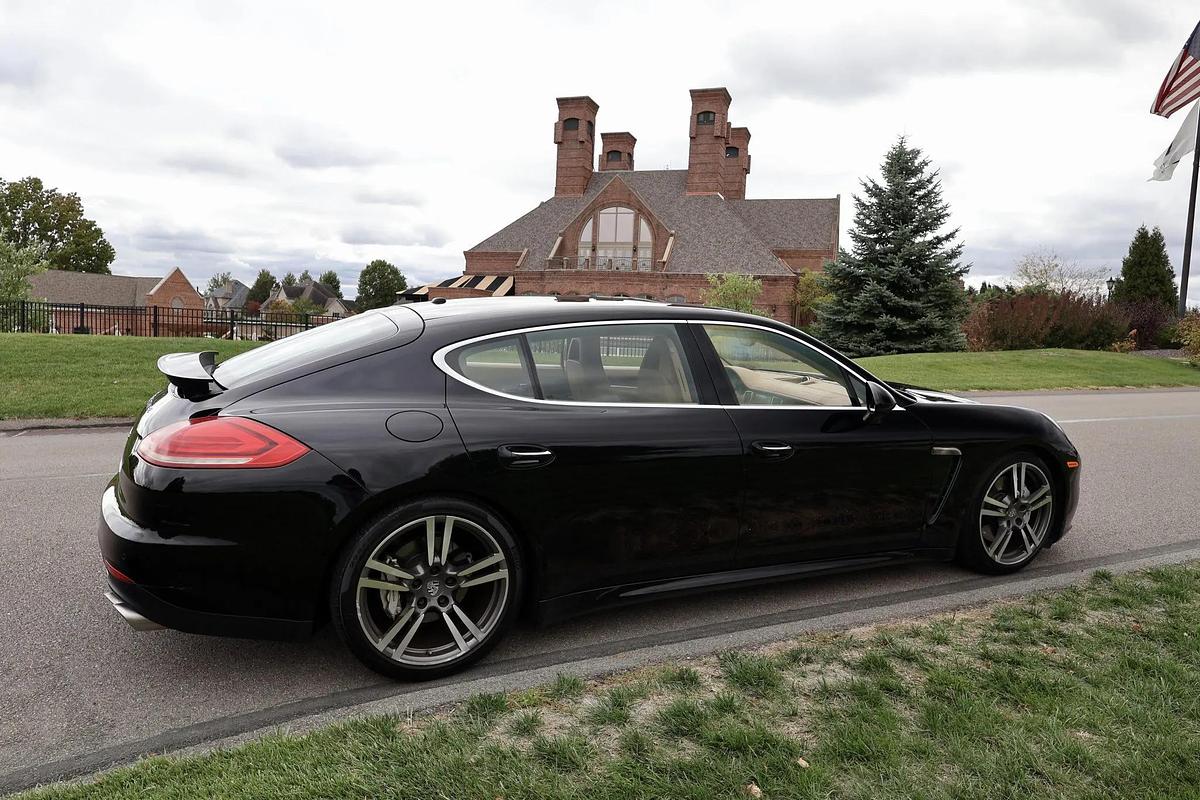 Used 2014 Porsche Panamera 4s Executive