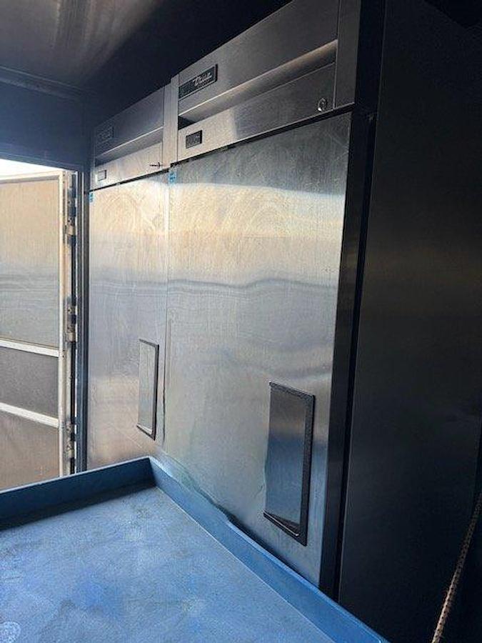 Used 2018 Ford P1000 Commercial Food Truck