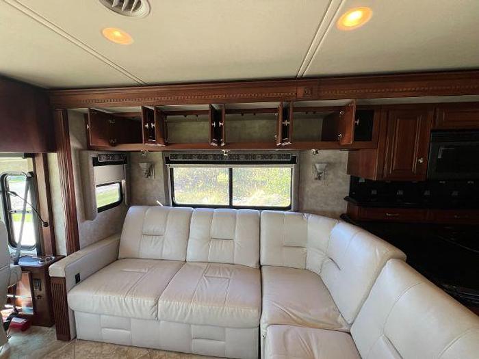 Used 2011 Winnebago Tour 42QD