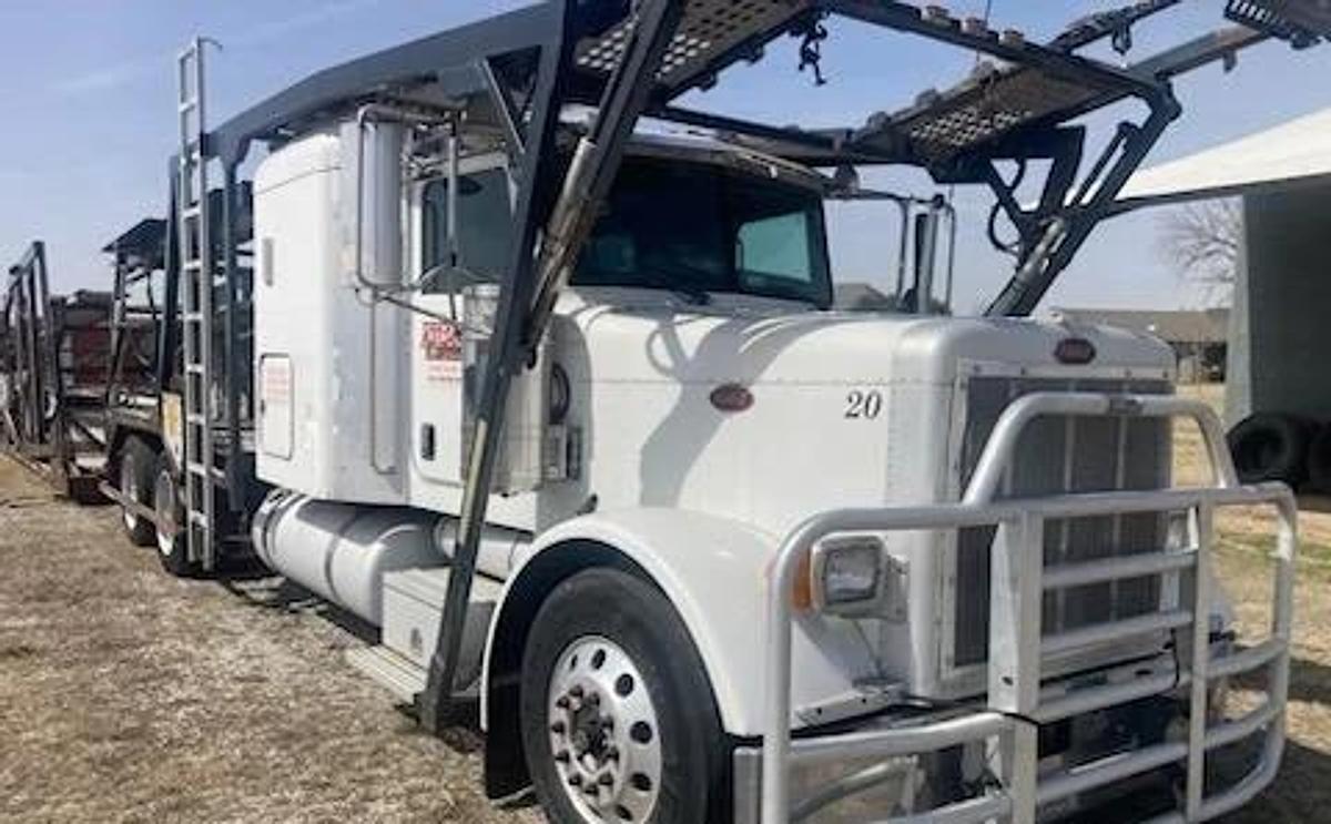 Used 2007 Peterbilt 379 Car Hauler