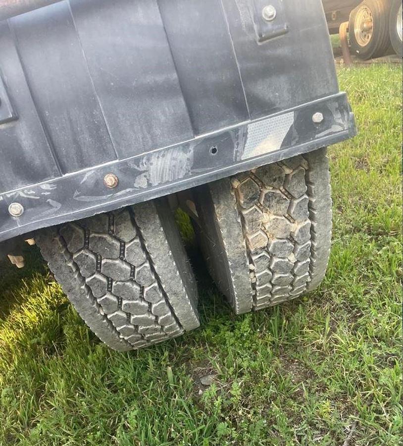 Used 2022 Peterbilt 389 Day Cab