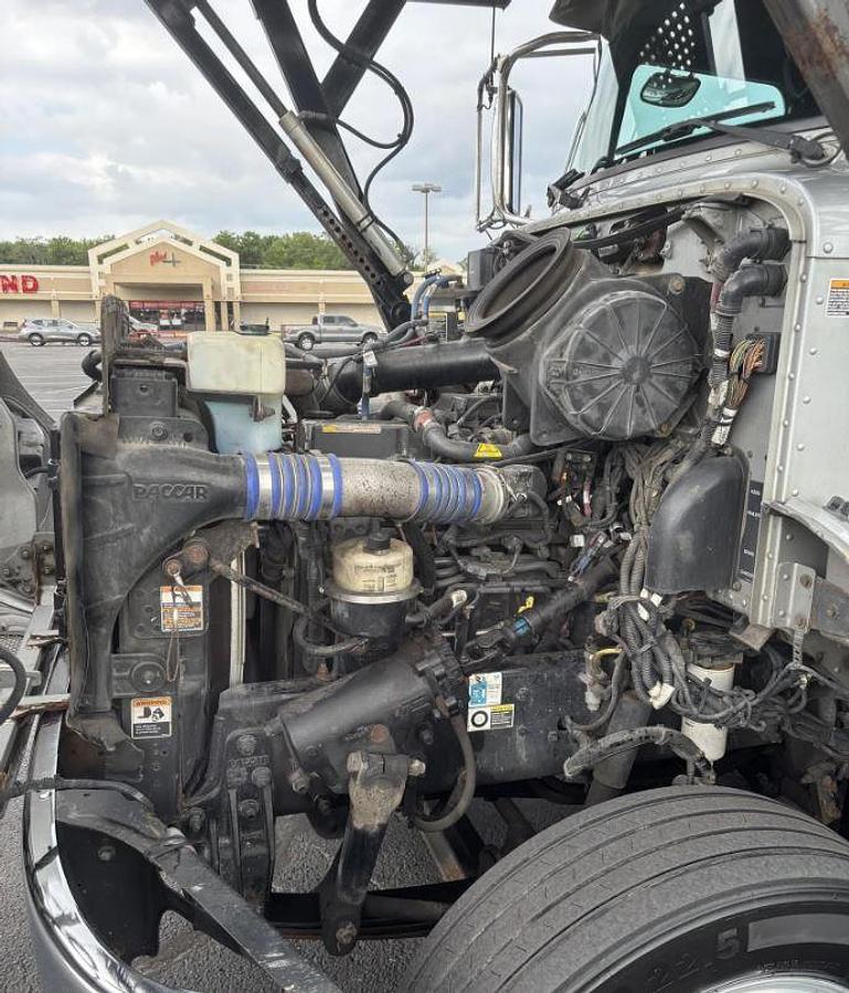 Used 2018 Peterbilt 348 Car Hauler Truck