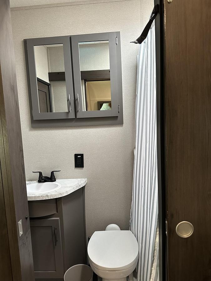 Used 2022 Grand Design Momentum 25G Toy Hauler