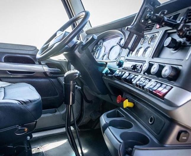 Used 2020 Kenworth T880