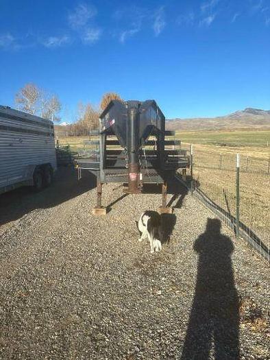 Used 2010 Tex Trail Flatbed Dovetail