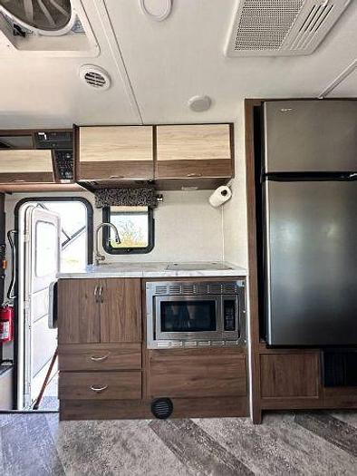 Used 2020 Forest River Sunseeker MBS 2400B