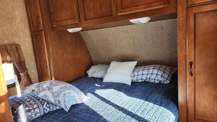 Used 2013 Coachmen Catalina Deluxe Edition