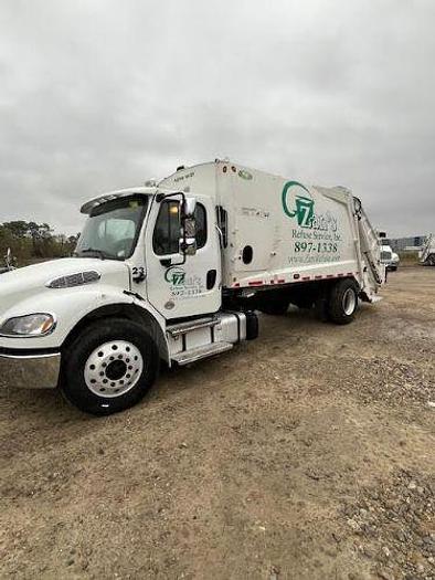 Used 2020 Freightliner M2 106