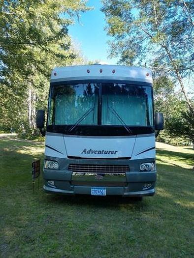 Used 2006 Winnebago Adventurer