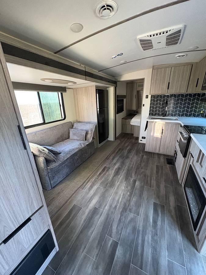 Used 2023 Keystone Passport Travel Trailer