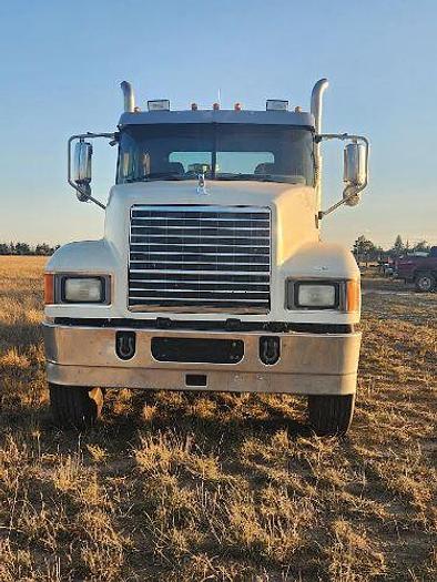 Used 2015 Mack PINNACLE CHU613