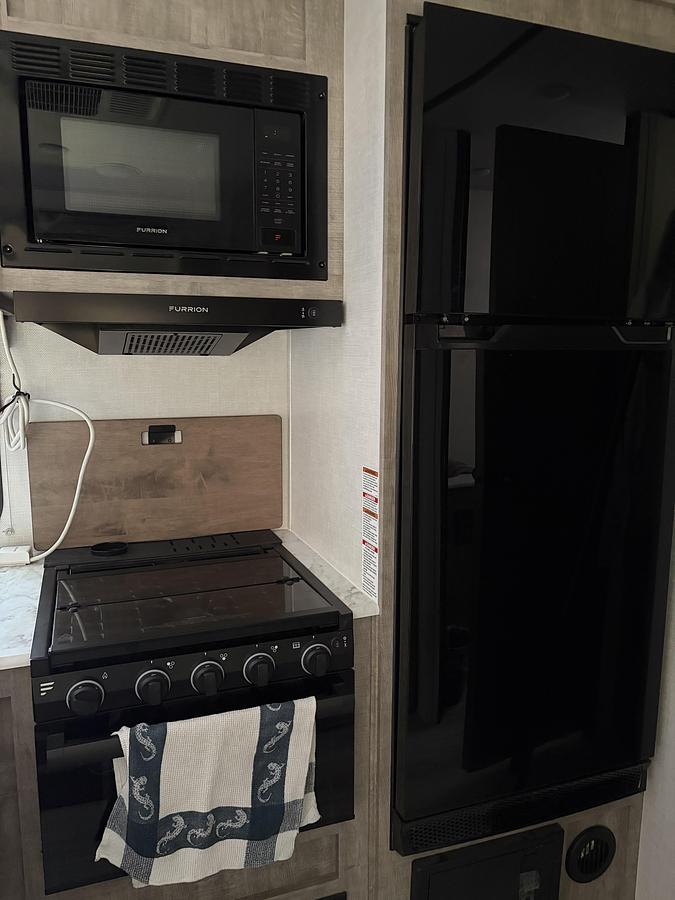 Used 2023 Forest River Surveyor Legend SVT240BHLE