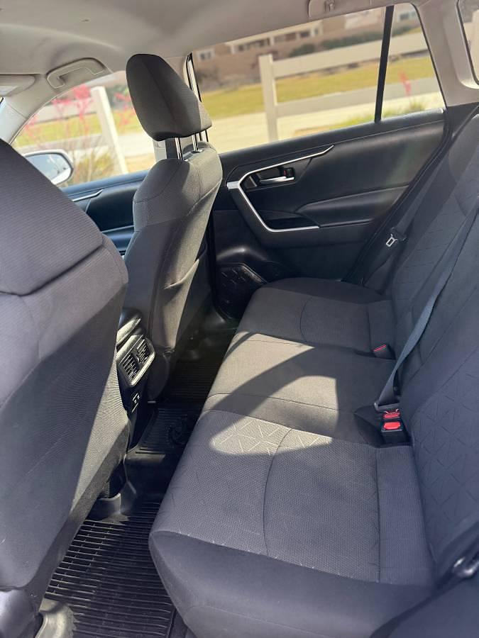 Used 2021 Toyota RAV4 XLE AWD