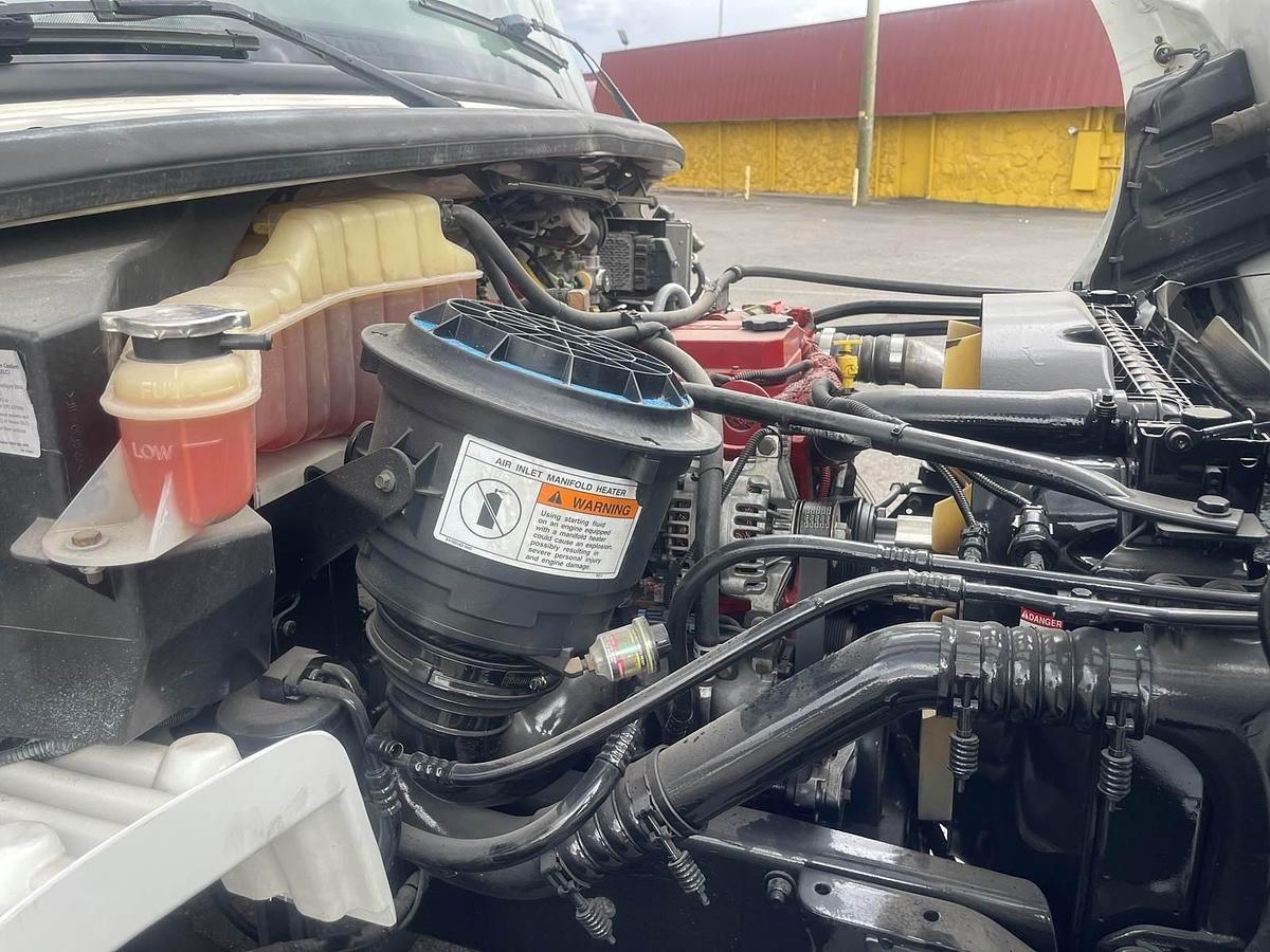 Used 2011 Freightliner M2 106 Flatbed