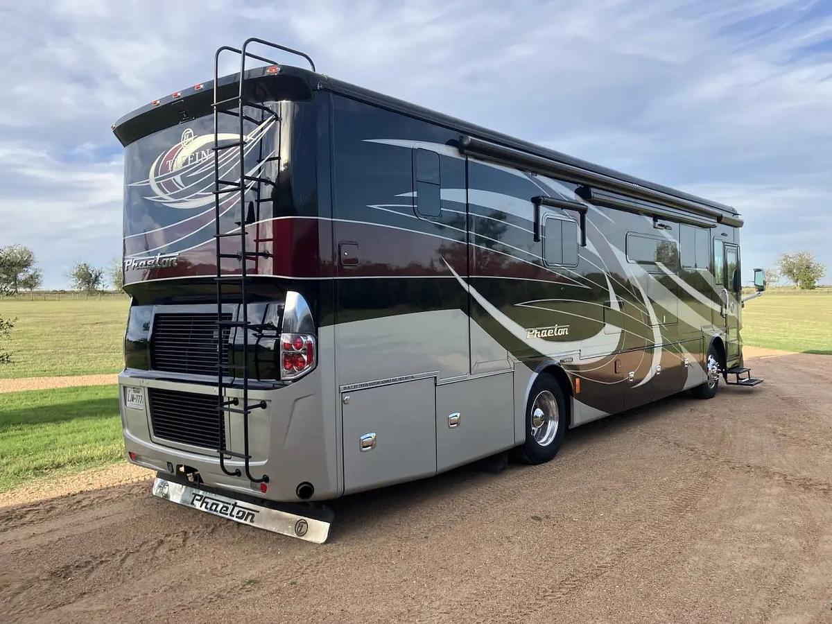 Used 2019 Tiffin Phaeton 37bh
