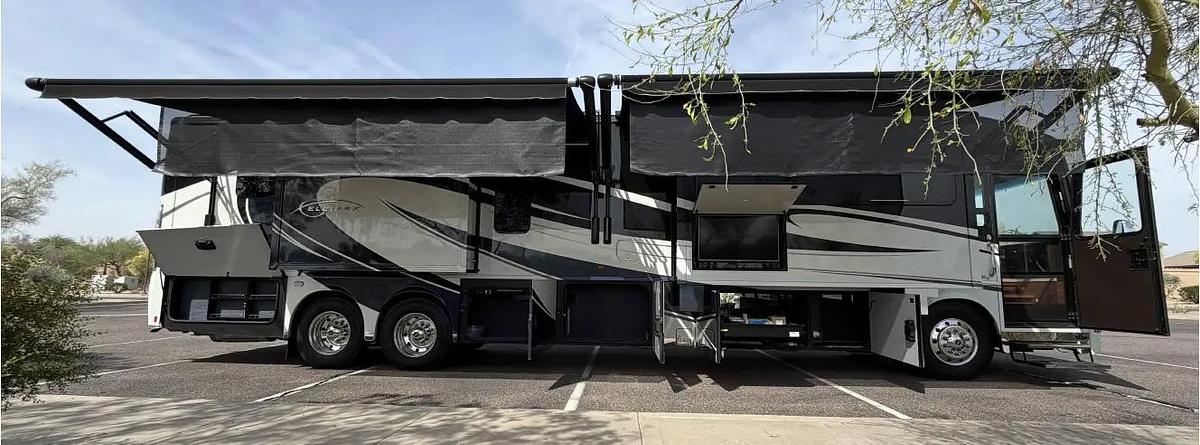 Used 2015 Winnebago Itasca Ellipse 42HD