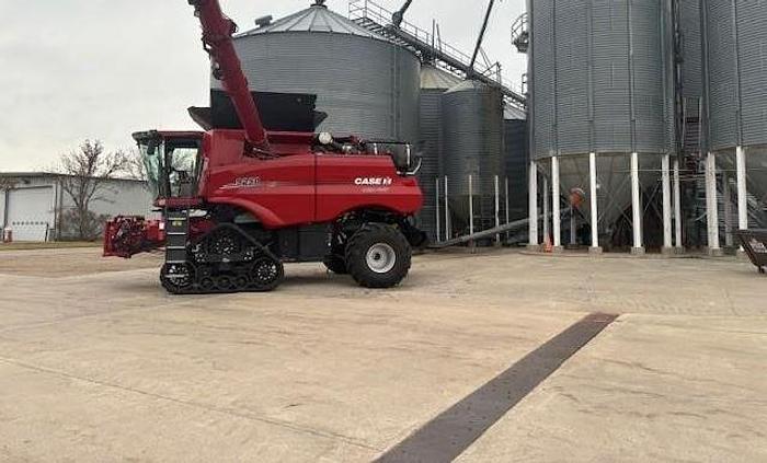 Used 2021 Case IH 9250 Combine