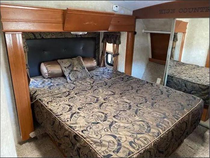 Used 2013 Keystone Montana High Country 303RK