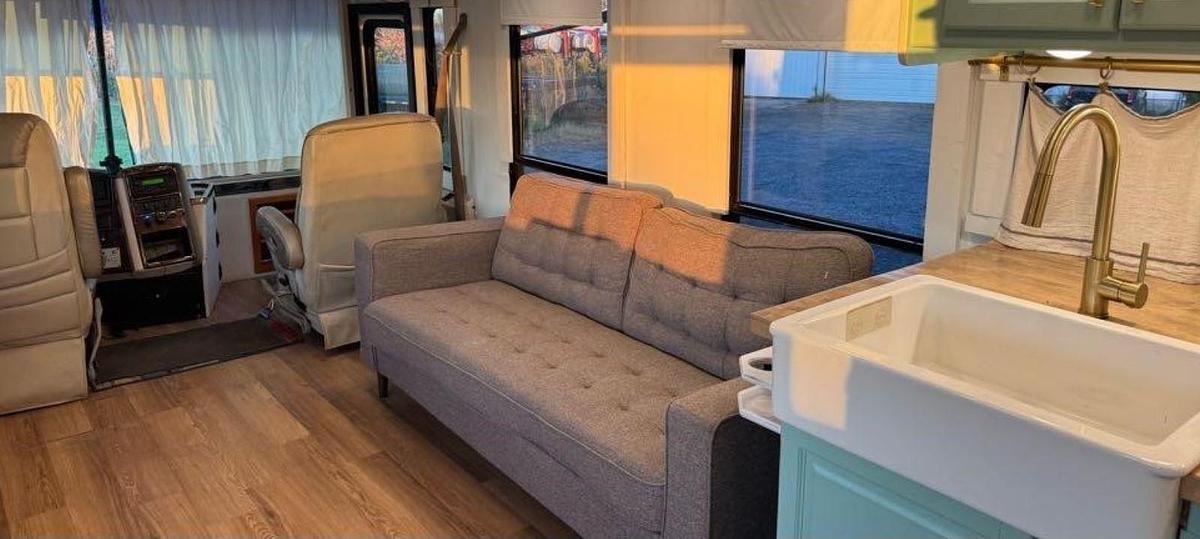 Used 2006 Gulfstream Tourmaster 40A Class A Motorhome