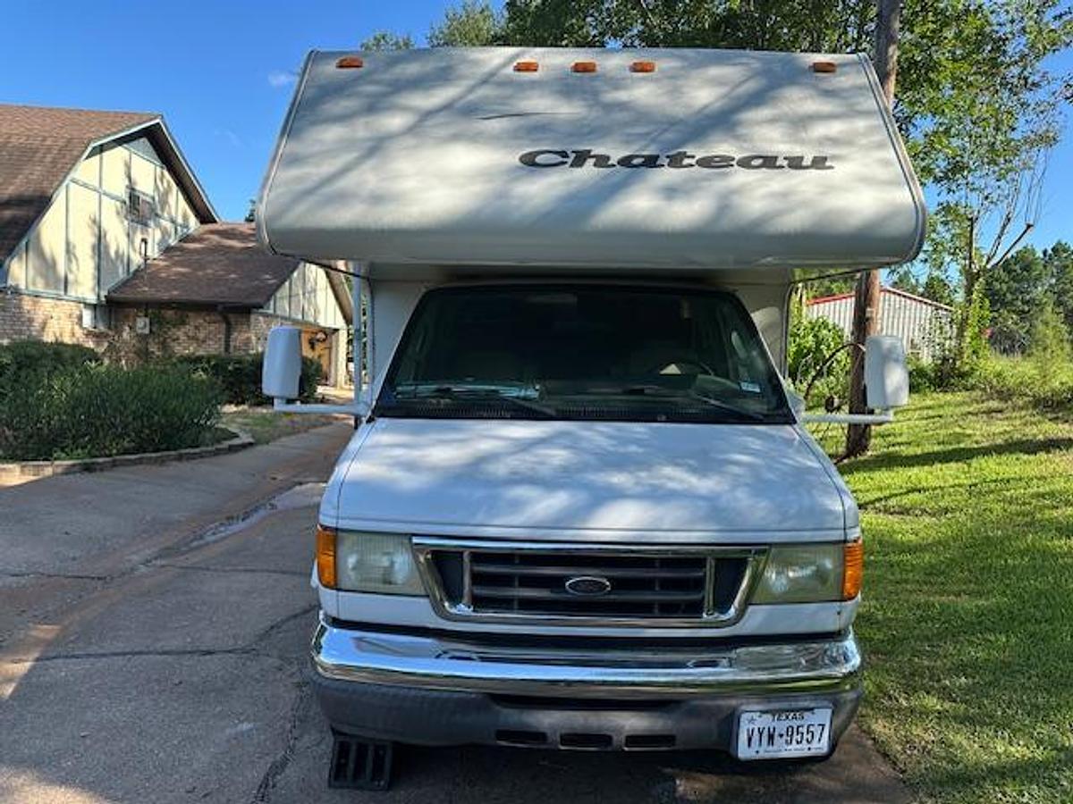 Used 2005 Four Winds Chateau