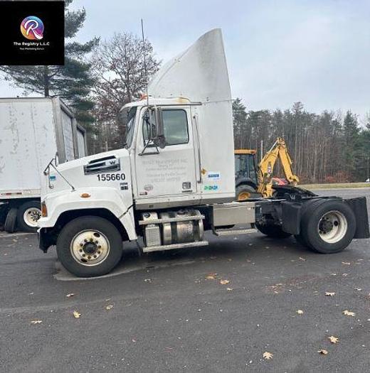 Used 2020 WESTERN STAR 4700