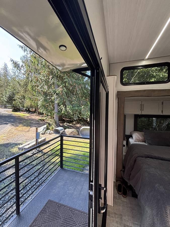 Used 2025 Forest River RSV3 Suite