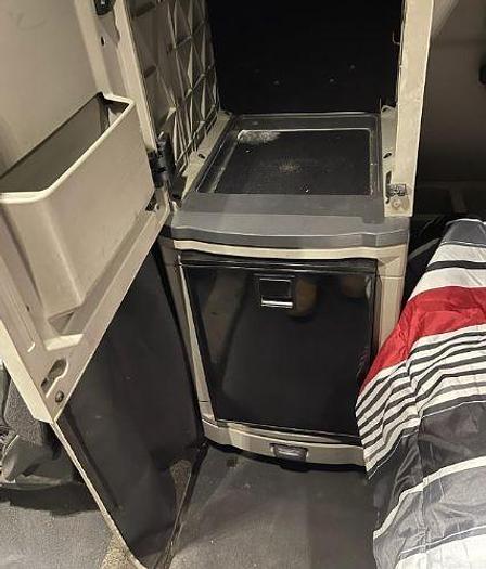 Used 2019 Peterbilt 579