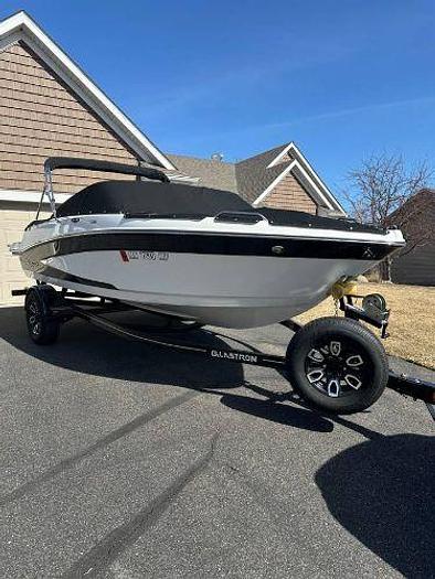 Used 2022 Glastron GX 195