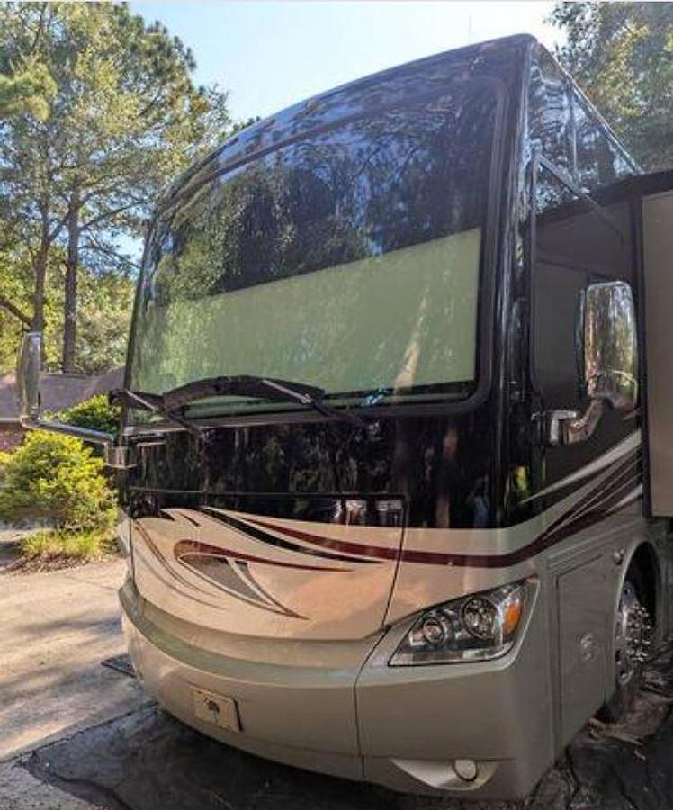 Used 2013 Tiffin Motorhomes Phaeton 40QBH