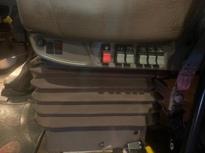 Used 2015 Peterbilt 389