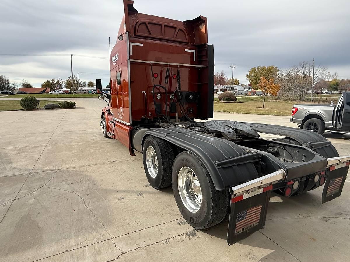 Used 2021 Peterbilt 579