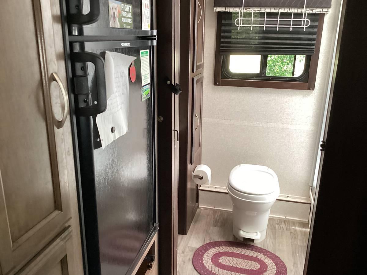 Used 2019 Jayco Feather