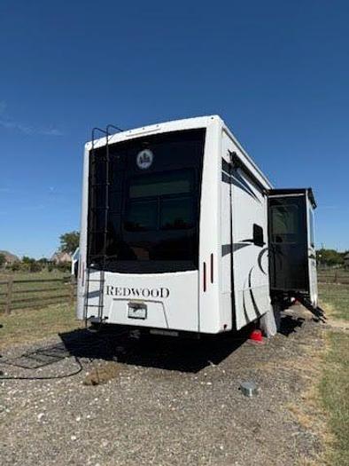 Used 2021 Crossroads Redwood 4001LK