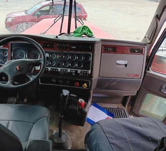 Used 2006 KENWORTH W900