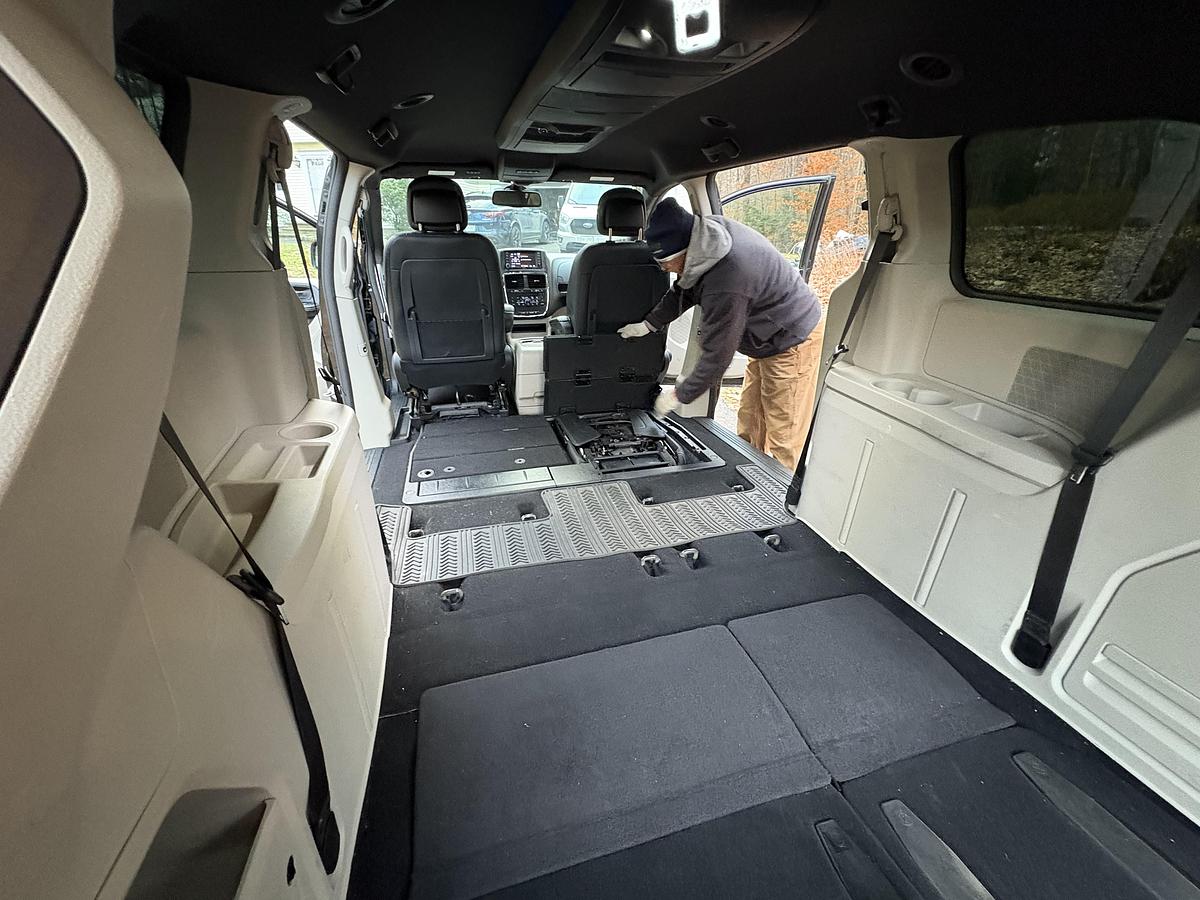 Used 2020 Dodge Grand Caravan SXT