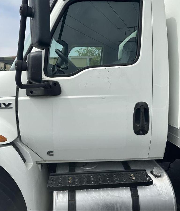 Used 2020 International MV Box Truck